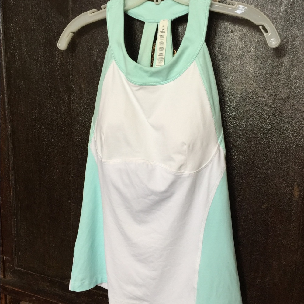 Lululemon Run Make it Count tank Size 8